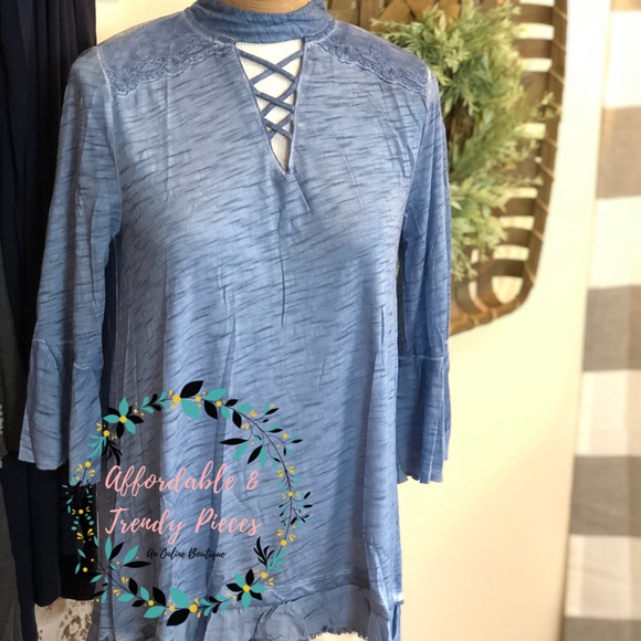 Umgee | Quarter Sleeve Top | Peach 🍑 Color - Picture 2 of 2